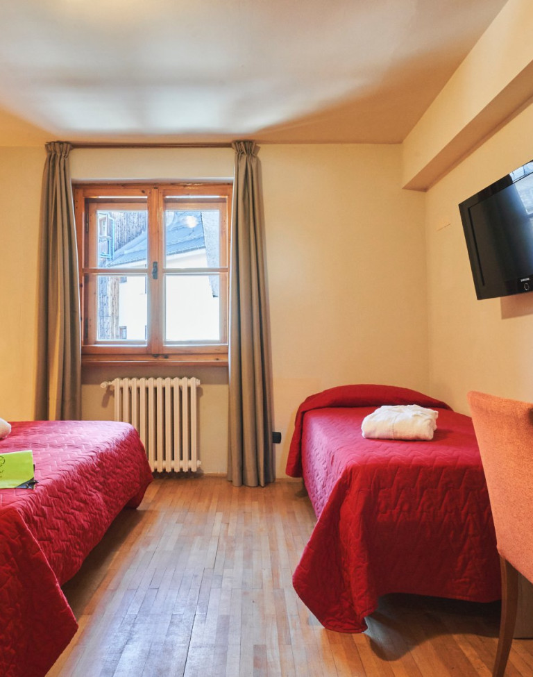 media.1732798811_34__er79190