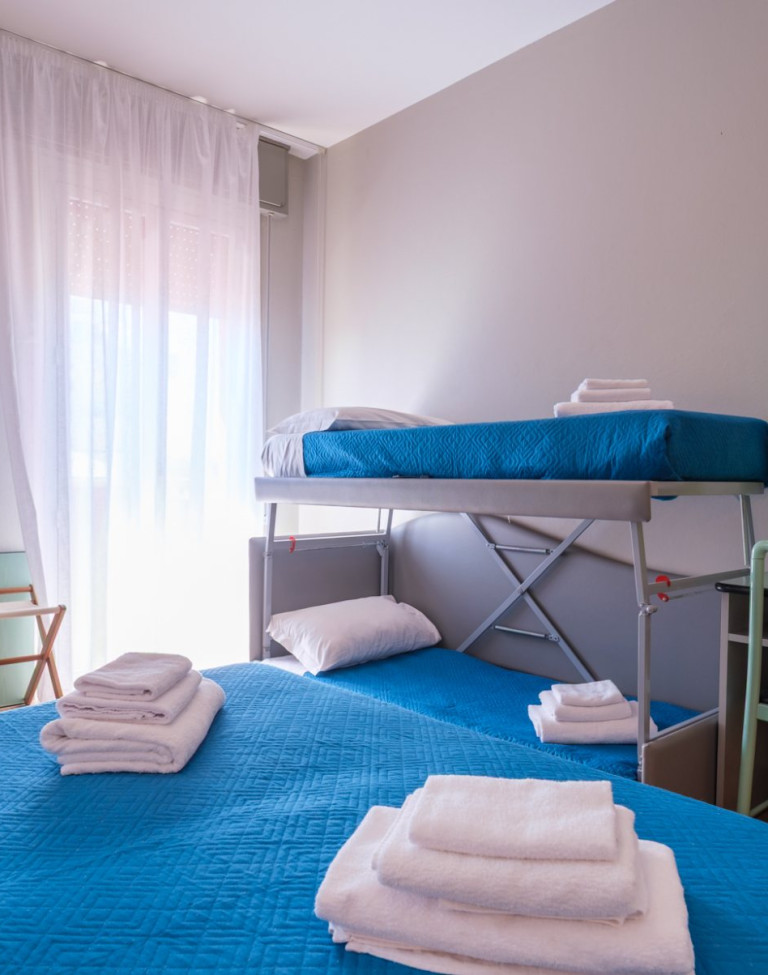 media.1752165445_med25_-_-194